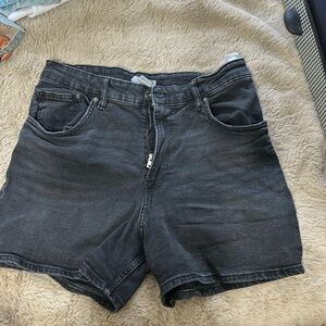 H & M Black Shorts